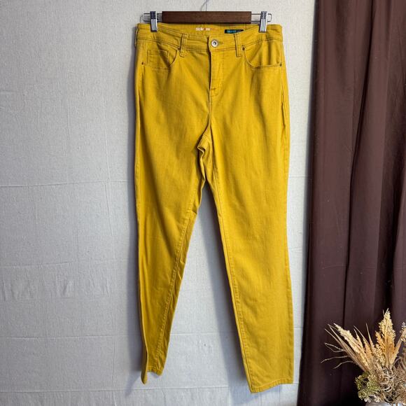 Style & Co Skinny Jeans Size 8 Yellow Colored Denim Stretch Pockets Casual Fit - Picture 2 of 13